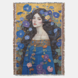 Mooie vrouw met ochtendglorie deken