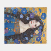 Mooie vrouw met ochtendglorie fleece deken (Voorkant (Horizontaal))