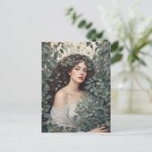 Mooie vrouw onder Eucalyptus bladeren Briefkaart (Staand voorkant)
