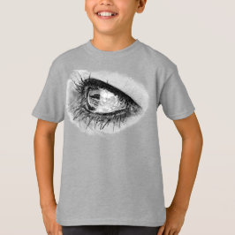 Mooie vrouw oog in volle mascara t-shirt