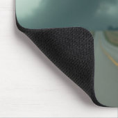 Mooie vrouw op motorfiets \ Tornado Muismat (Hoek)