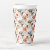 Mooie Vrouwelijke Perzik Rood Blauw en Wit Bloemen Latte Mok (Voorkant)