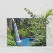 Mooie waterval buitenshuis bruiloft-uitvindingen kaart (Staand voorkant)