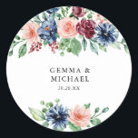 Mooie Waterverf Floral Wedding Ronde Sticker<br><div class="desc">Prachtig ontworpen gepersonaliseerde trouwstickers. Met een klassieke witte achtergrond met handgeschilderde bloemen - ontworpen in tinten van blush roze,  burgandy en blauw waterverf bloemetjes versierd met groen en ander botanisch gebladerte. Bijpassende bruiloft briefpapier is beschikbaar.</div>