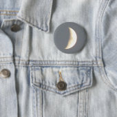 Mooie Waxing Crescent Moon in Dusk Button (In situ)