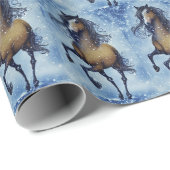 Mooie Whimsical-paarden in de sneeuwwinter Cadeaupapier (Rol Hoek)
