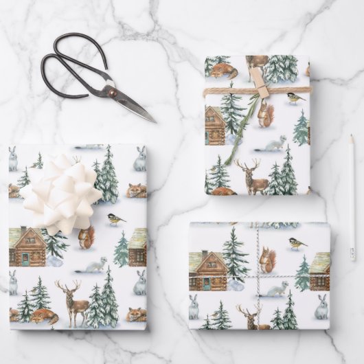 Mooie winterdieren rond een roestrijke cabine inpakpapier vel (Voorkant)