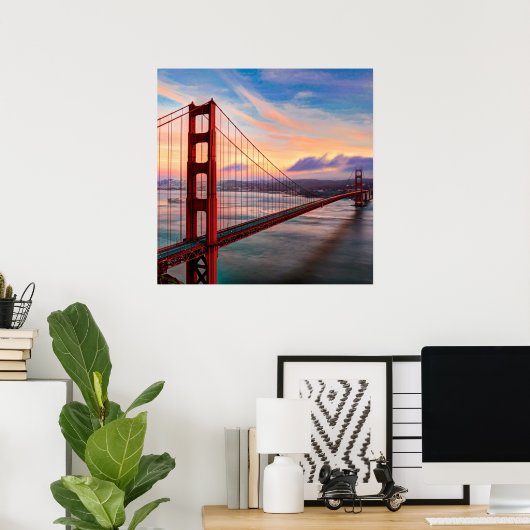 Mooie winterzonsondergang bij Golden Gate Bridge Poster (Thuiskantoor)
