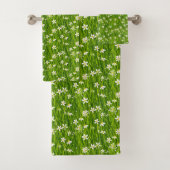 Mooie witte bloemen op groene Planten bladeren Bad Handdoek (Insitu)