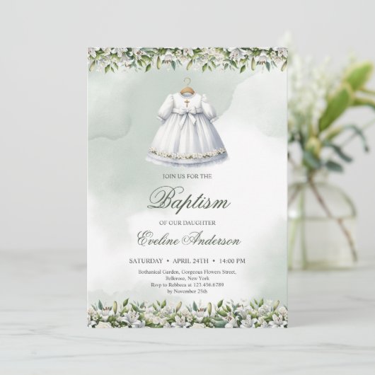 Mooie witte jurk lelies en rozen Doop Kaart (Staand voorkant)