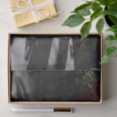 Mooie witte kat op een grave tissuepapier (Geschenk)