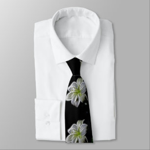 Mooie witte, lelybloemen. Zwarte achtergrond. Stropdas