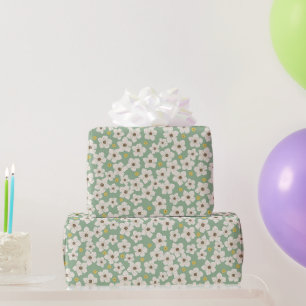 Mooie witte lente bloemenpatroon op lichtgroen cadeaupapier
