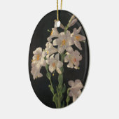 Mooie , witte Lily-bloemen op zwart Keramisch Ornament (Links)