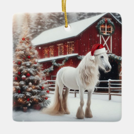Mooie witte paarden, kerstboom en schuur keramisch ornament (Voorkant)