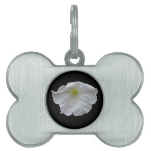 Mooie witte petunia-tag huisdieren naamplaatje