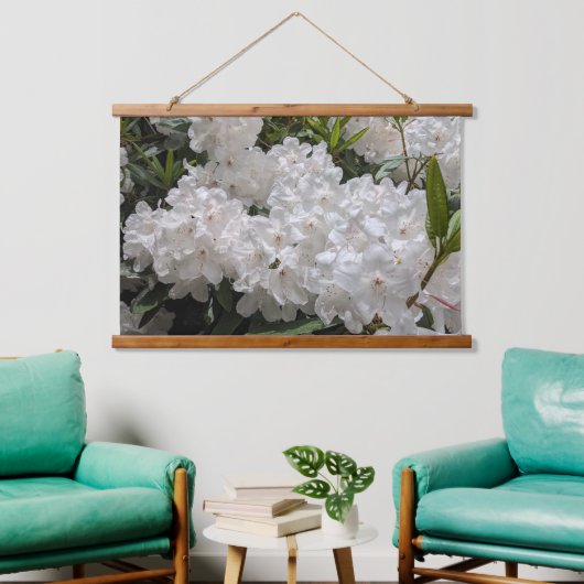 Mooie witte rododendron blooms hangend wandkleed (Woonkamer)