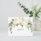 Mooie witte rozen bloemenbruiloft RSVP-Briefkaart Uitnodiging Briefkaart (Staand voorkant)