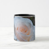 Mooie witte rozen mok (Midden)
