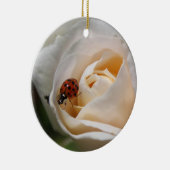 mooie witte rozenbloem en ladybug keramisch ornament (Rechts)