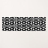 Mooie witte ventilator met levenspatroon op zwart yogamat (Voorkant (horizontaal))