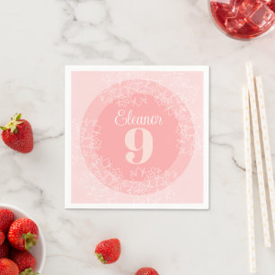 Mooie Witte Wilde Bloemen Patroon Op Roze Servet