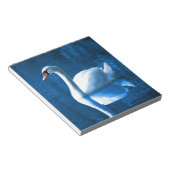 Mooie witte zwaluw in water notitieblok (Schuin)