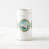 Mooie witte zwanen in een turkooisblauw water bierpul (Center)