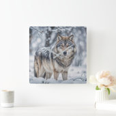 Mooie wolf in de sneeuw in het wild vierkante klok (Huis)