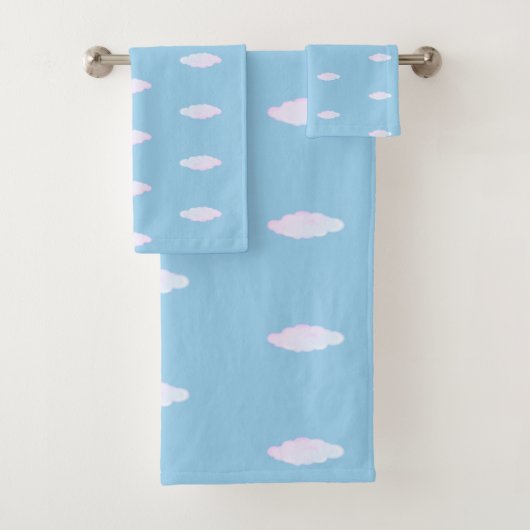 Mooie wolken op turquoise bad handdoek (Insitu)