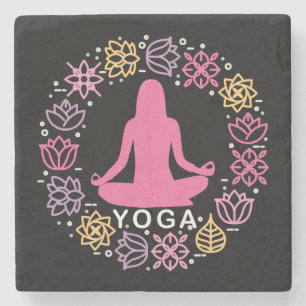 Mooie yogahouding bloemendesign stenen onderzetter