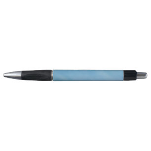 Mooie zachte blauwe lucht met dromerige wolken pen