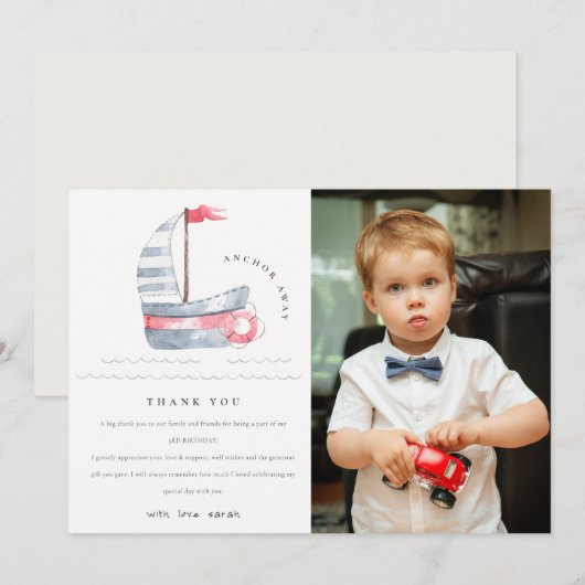 Mooie zachte rode blauwe zeilboot kinderen foto ve bedankkaart (Voorkant / Achterkant)
