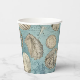 Mooie  zeeschelpen in blauw papieren bekers