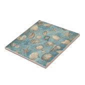 Mooie  zeeschelpen in blauw tegeltje (Zijkant)