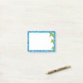 Mooie zeeschildpadden en waterlijst post-it® notes (Op bureau)