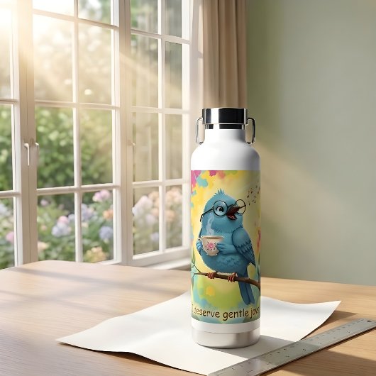 Mooie zingende blauwe vogel waterfles