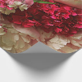 Mooie zomerbloemen. Bouquet van roze pony en Cadeaupapier (Hoek)