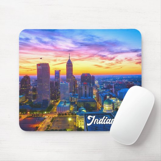 Mooie zonsondergang boven Indianapolis, Indiana, U Muismat (Met muis)