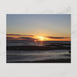 Mooie zonsondergang in het IJslandse briefkaart
