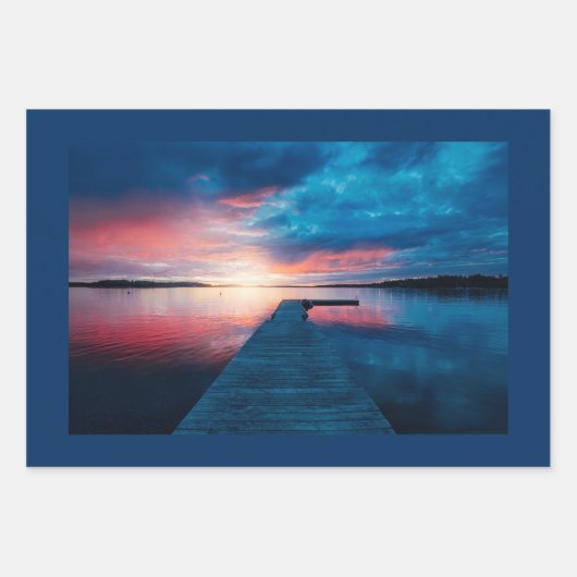 Mooie zonsondergang op een rustig meer inpakpapier vel (Voorkant)