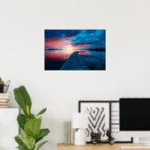 Mooie zonsondergang op een rustig meer poster (Thuiskantoor)