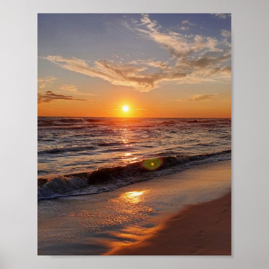 Mooie zonsondergang op het strand poster (Voorkant)