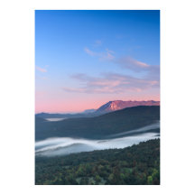 Mooie zonsopgang uitzicht op Nanos vanuit Šilentab