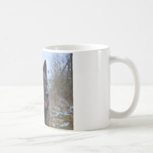 mooie zwart en bruine Duitse herdershond puppy Koffiemok