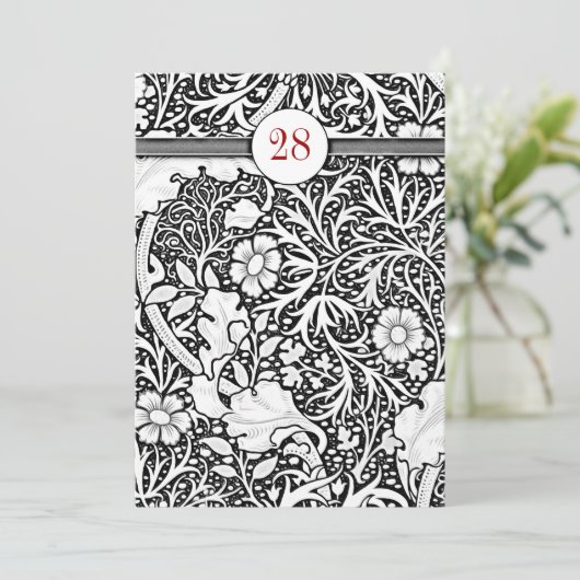 Mooie zwart-wit Damask verjaardagsuitnodigingen Kaart (Staand voorkant)