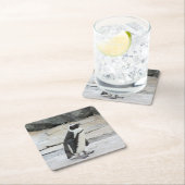 Mooie zwart-witte pinguïn op de rotsen kartonnen onderzetters (Insitu)