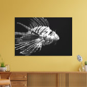 Mooie zwarte en witte luivis canvas afdruk (Insitu (Woonkamer))