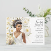 Mooie zwarte huid bruid met trouwjurk boho kaart (Staand voorkant)