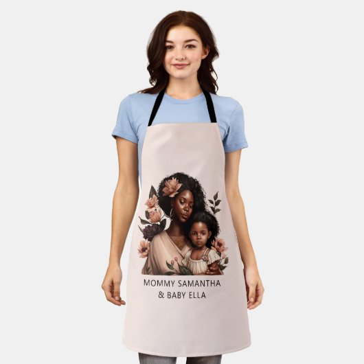 Mooie zwarte moeder en dochter (9) schort (Gedragen)